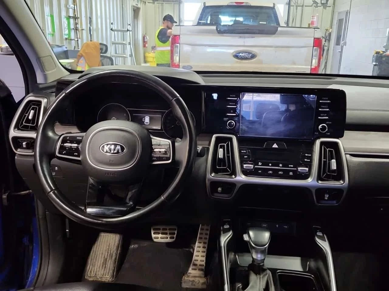 Kia Sorento, снимка 7 - Автомобили и джипове - 56719552