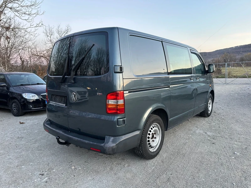 VW Transporter T5 2.5 TDI АВТОМАТ 6 СК., снимка 6 - Бусове и автобуси - 48074184