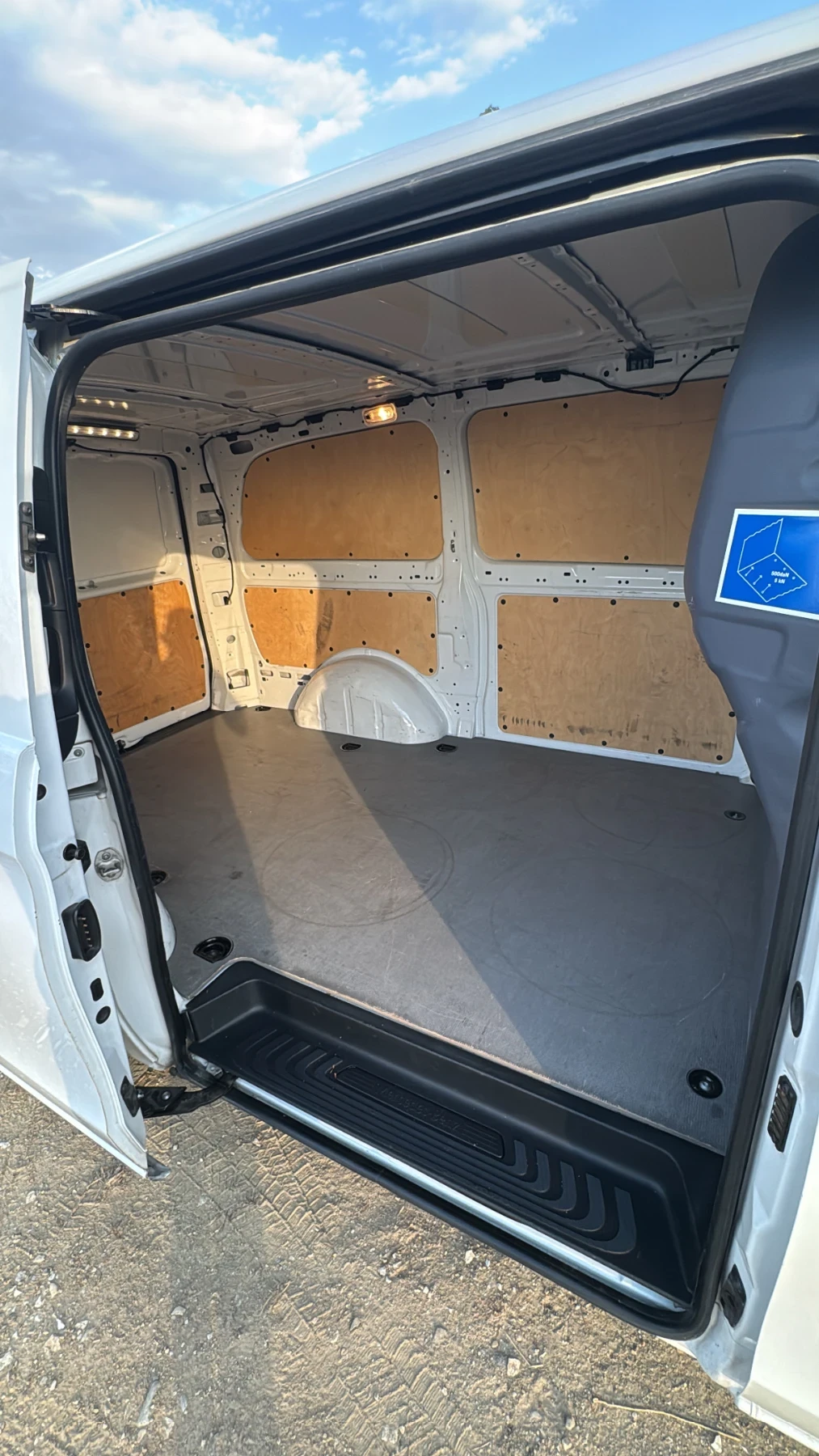 Mercedes-Benz Vito 114, снимка 8 - Бусове и автобуси - 55805658