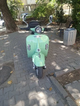 ����� �� �������� �� Vespa 300 ������������