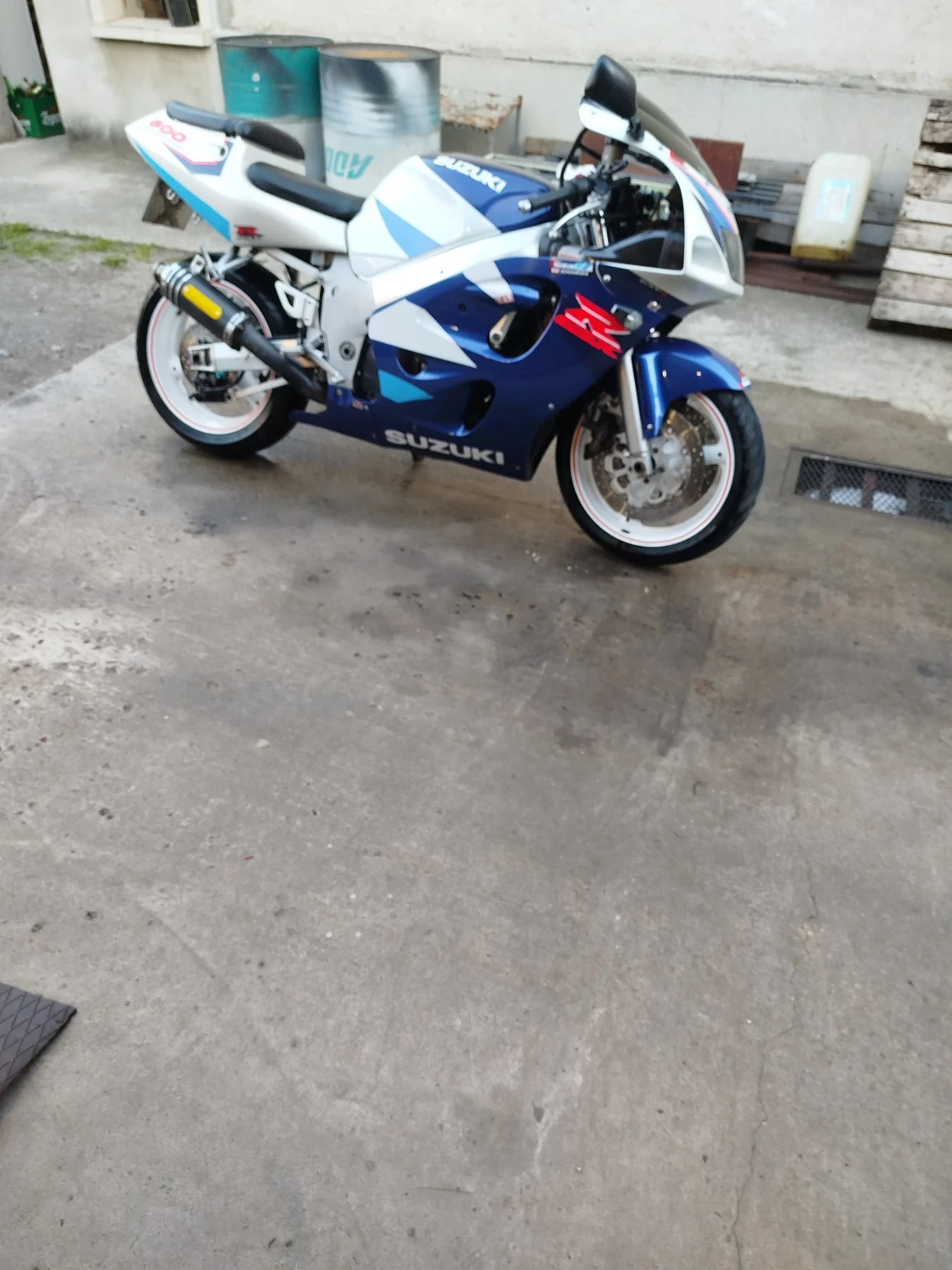 Suzuki Gsxr 600, снимка 2 - Мотоциклети и мототехника - 54823999