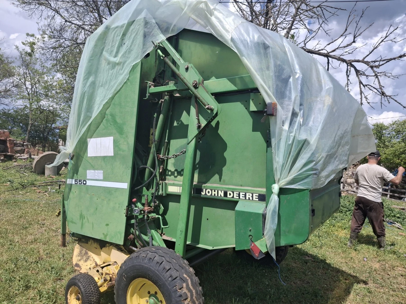 Балировачка John Deere 550 - изображение 4