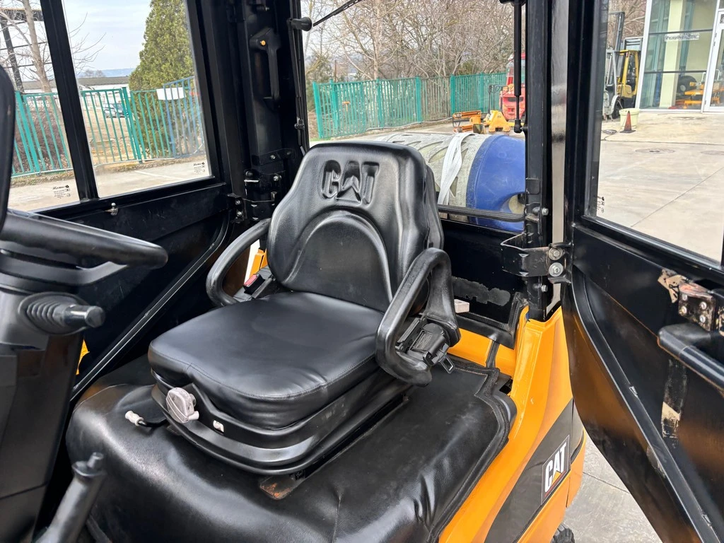 ������� Cat ���������� ������, �����, ����������� | Mobile.bg � ����������� 7