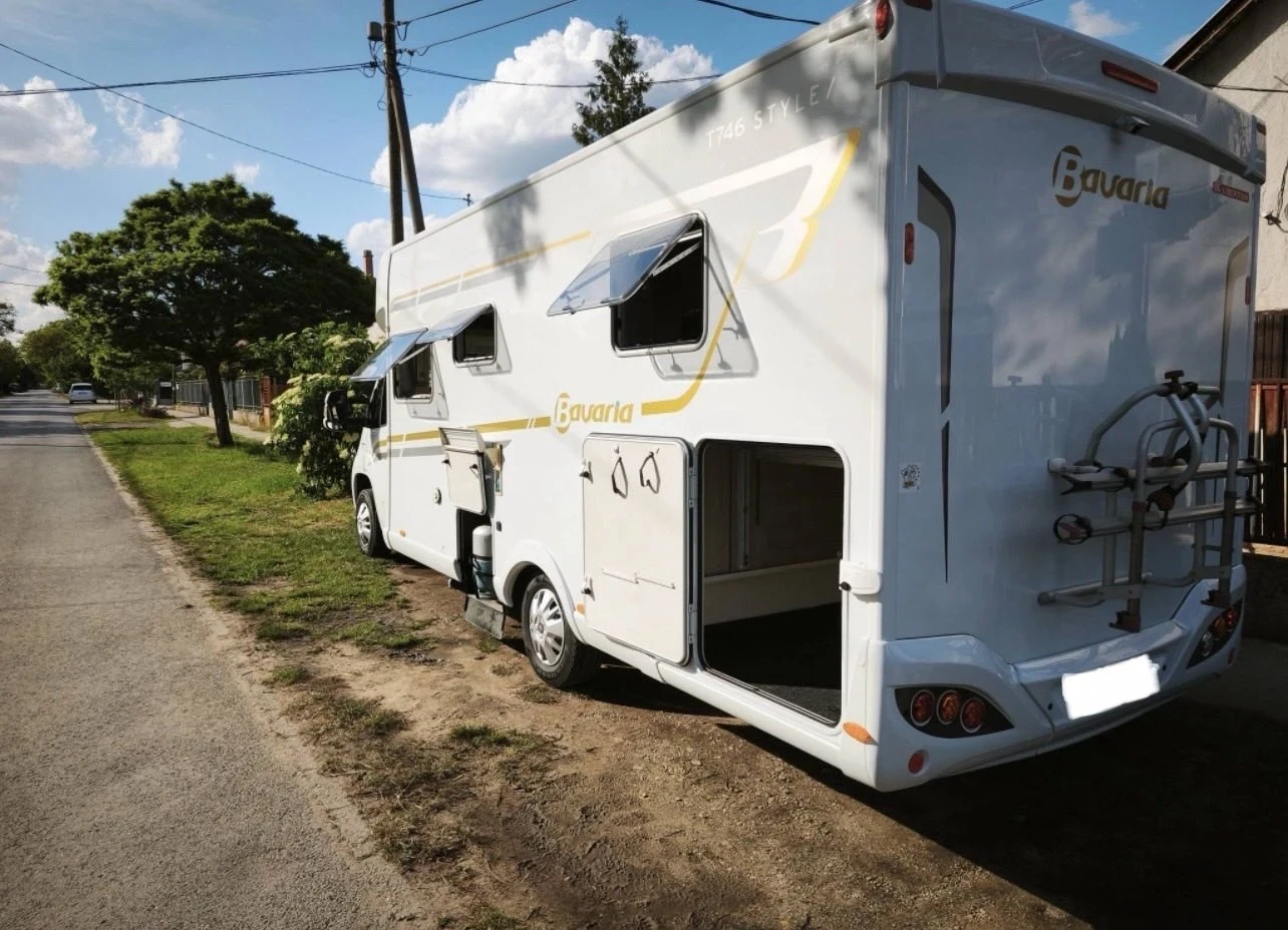 Кемпер Bavaria-Camp T746 STYLE-2023г-68000км-КАТЕГОРИЯ Б-FULL EXTRAS, снимка 2 - Каравани и кемпери - 55093531