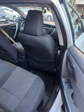 Toyota Auris  Hybrid 1.8 Automatic /Обслужвана /Камера, снимка 11