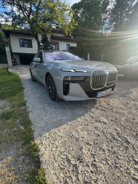BMW 740 Гаранция до 2028, 32 инча телевизор, снимка 1