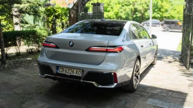 BMW 740 Гаранция до 2028, 32 инча телевизор, снимка 17