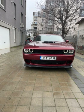     Dodge Challenger 5.7  