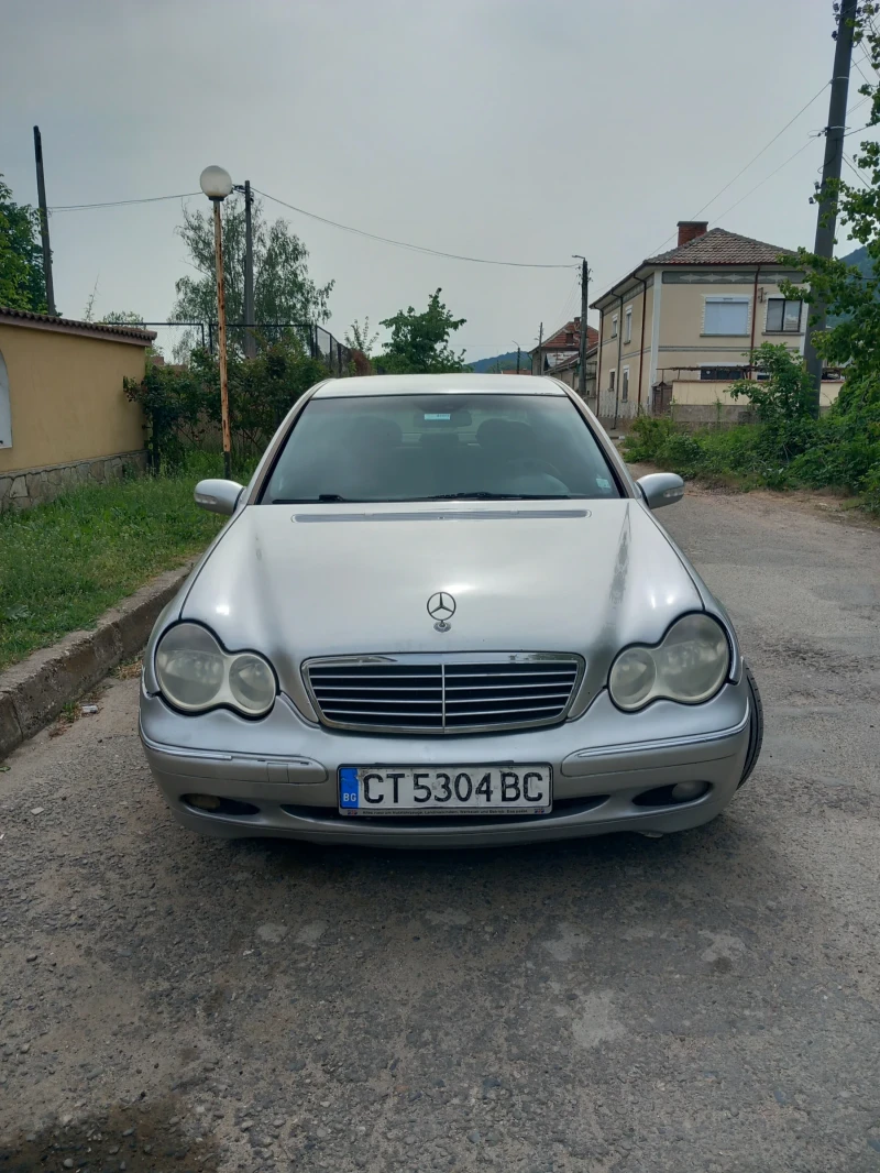 Mercedes-Benz C 220, снимка 1 - Автомобили и джипове - 47344273