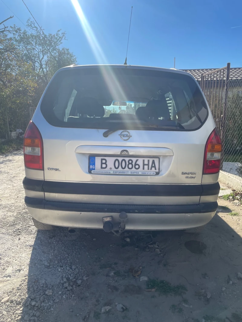 Opel Zafira 2.0 di, снимка 2 - Автомобили и джипове - 47893100