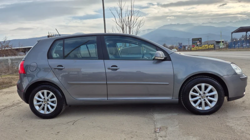 VW Golf 1.9, снимка 2 - Автомобили и джипове - 49185795