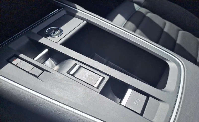 Citroen C5 PURE-TECH/131HP/HUD/LED/360/KLESS/DIGI/CPLAY/628g, снимка 9 - Автомобили и джипове - 52537508