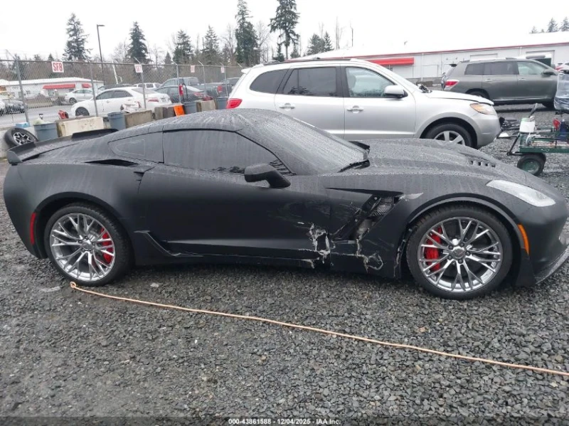 Chevrolet Corvette 6.2l Z06, снимка 13 - Автомобили и джипове - 53273451