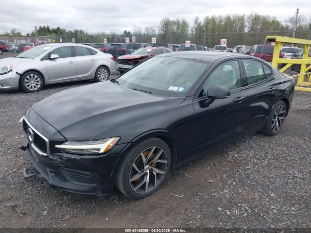 Volvo S60 T6 MOMENTUM - изображение 3