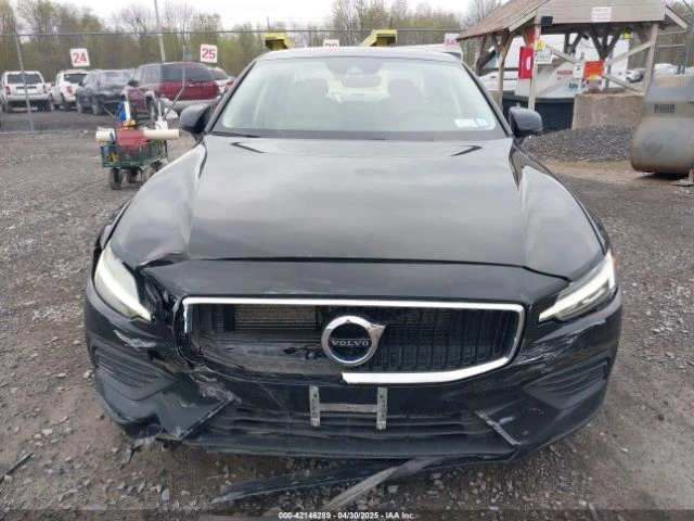 Volvo S60 T6 MOMENTUM - изображение 2