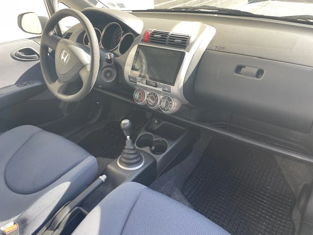 Honda Jazz Honda Jazz 2 (GD) 1.2 i-DSI , снимка 7 - Автомобили и джипове - 54345995