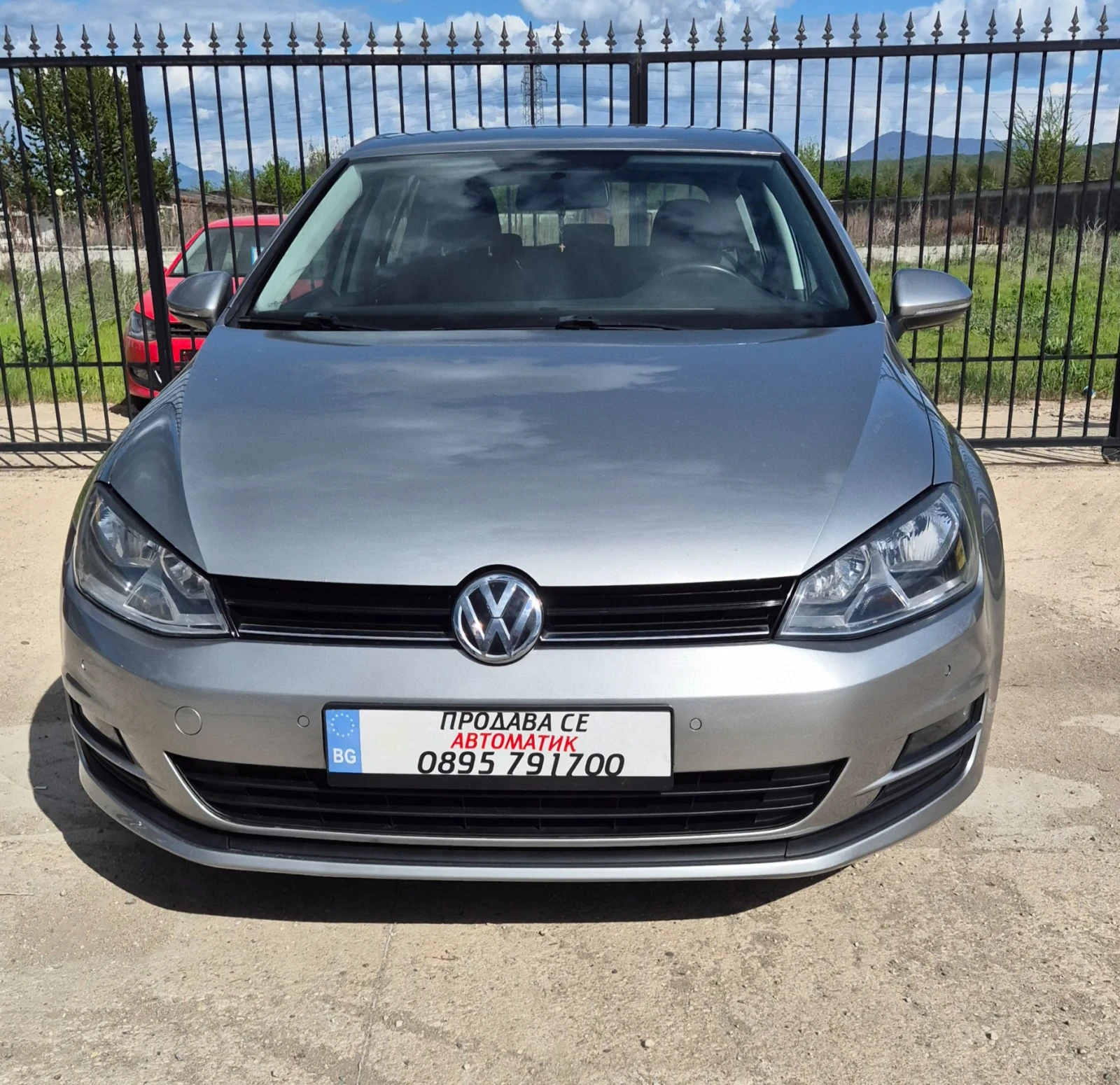 VW Golf 1.6 Автоматик!Euro6 | Mobile.bg — изображение 1