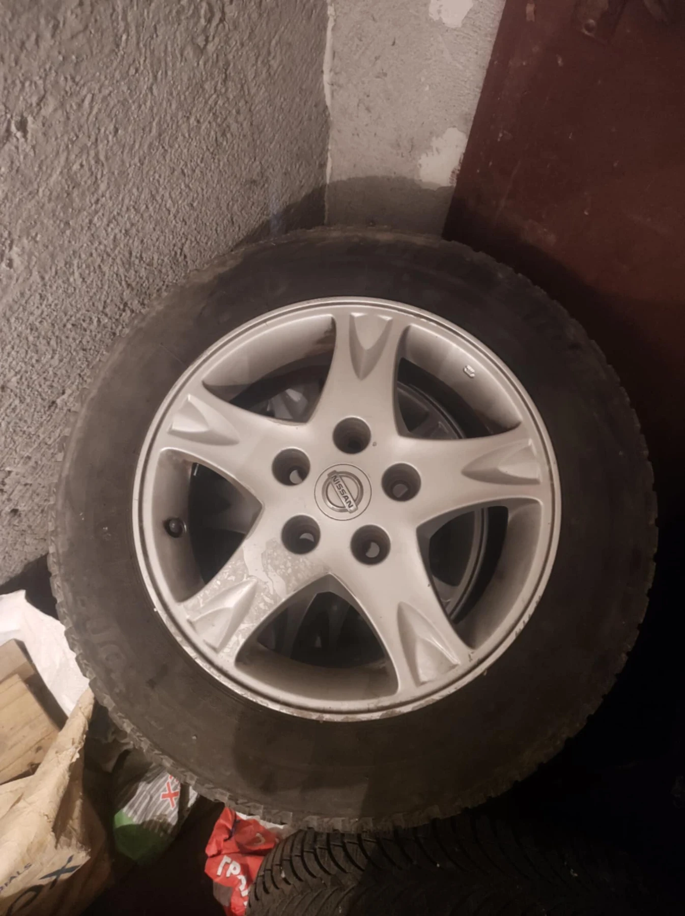 Nissan Almera tino  - изображение 2