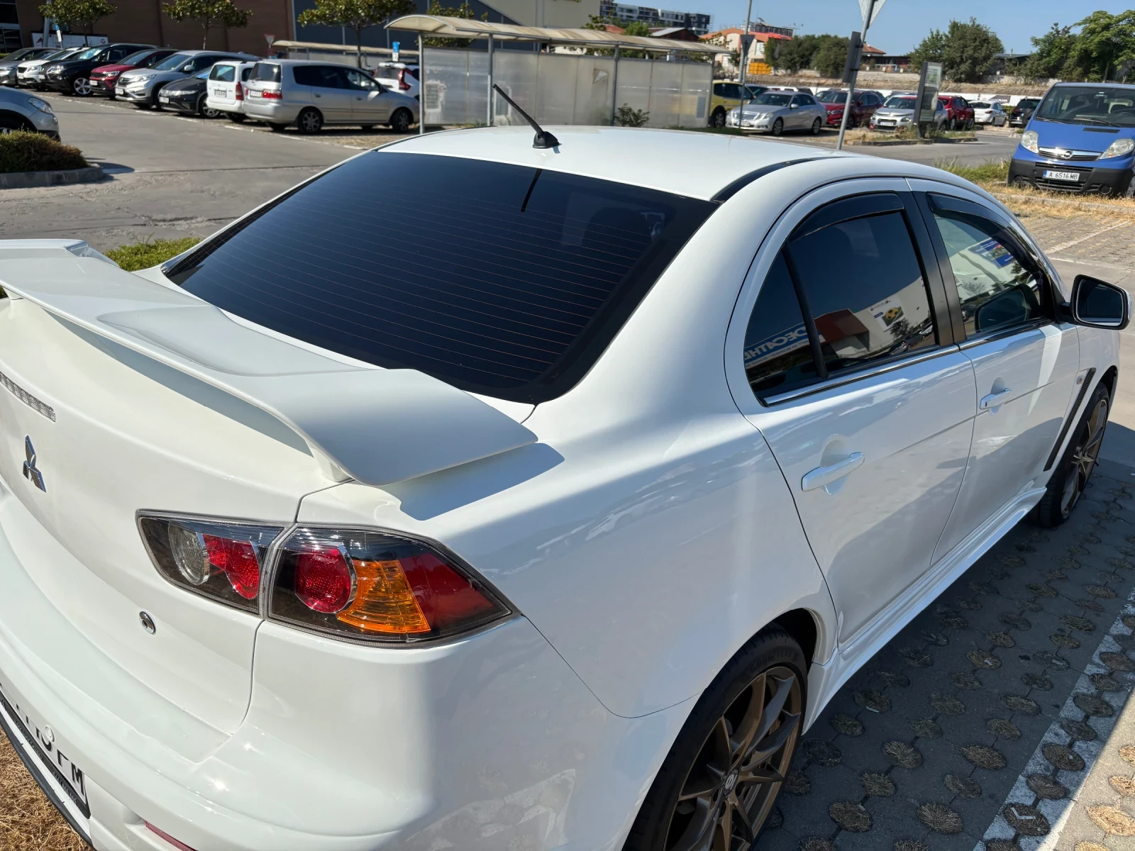 Mitsubishi Lancer  - изображение 10