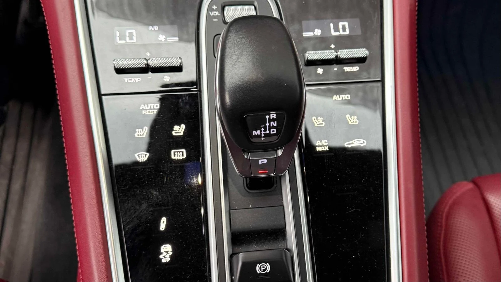 Porsche Panamera TURBO CARFAX    | Mobile.bg   11