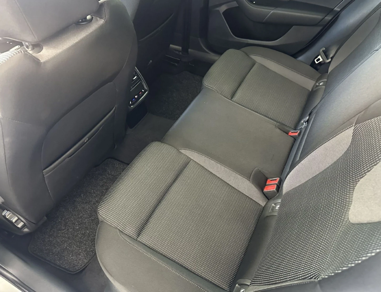 Skoda Octavia 1.4 TSI PHEV DSG.KAMERA.NAVI.LED.MATRIX | Mobile.bg � ����������� 11