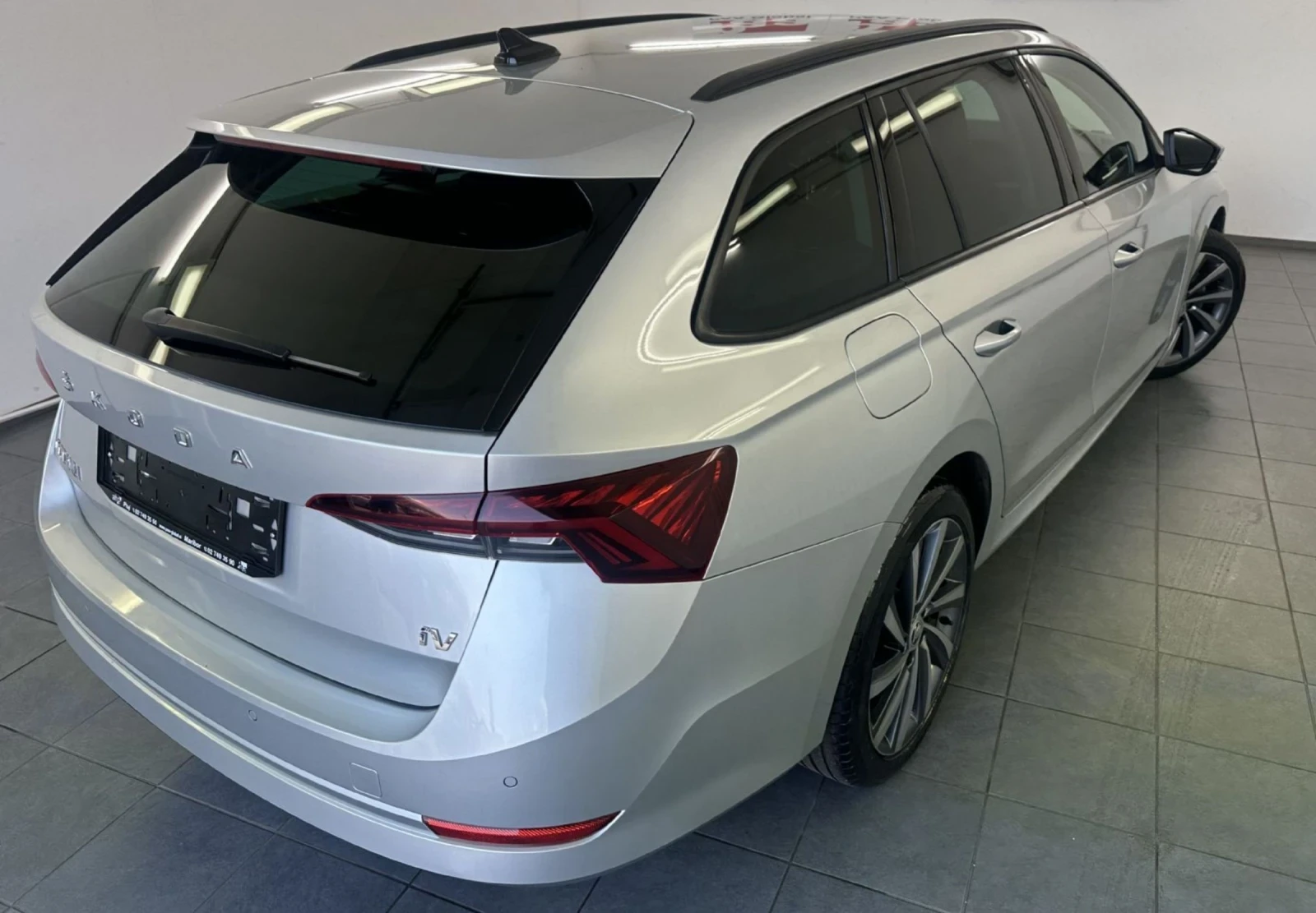 Skoda Octavia 1.4 TSI PHEV DSG.KAMERA.NAVI.LED.MATRIX - изображение 4