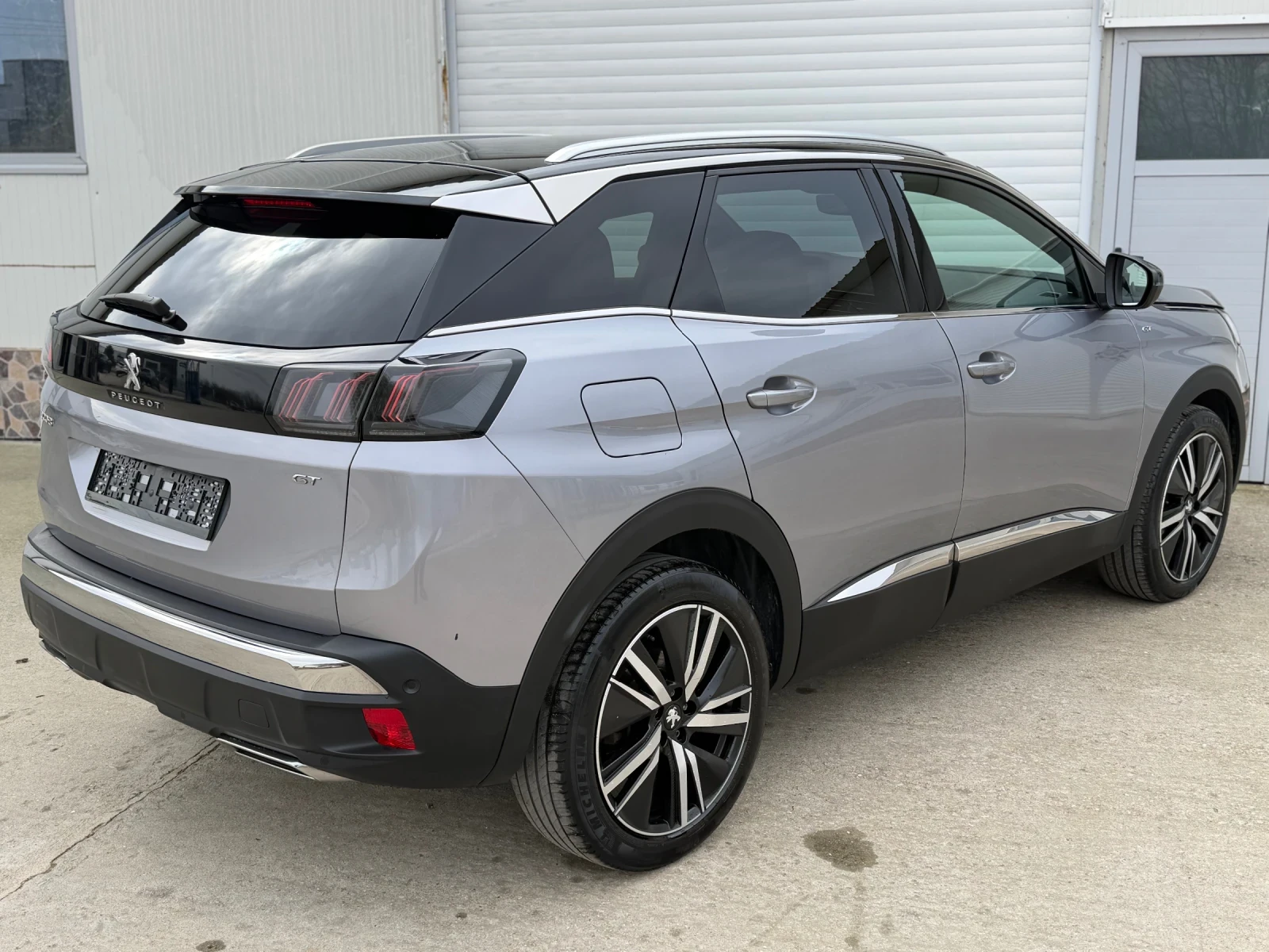 Peugeot 3008 1.5HDI GT-LINE* Night Vision* 360 Camera* , снимка 17 - Автомобили и джипове - 53360490