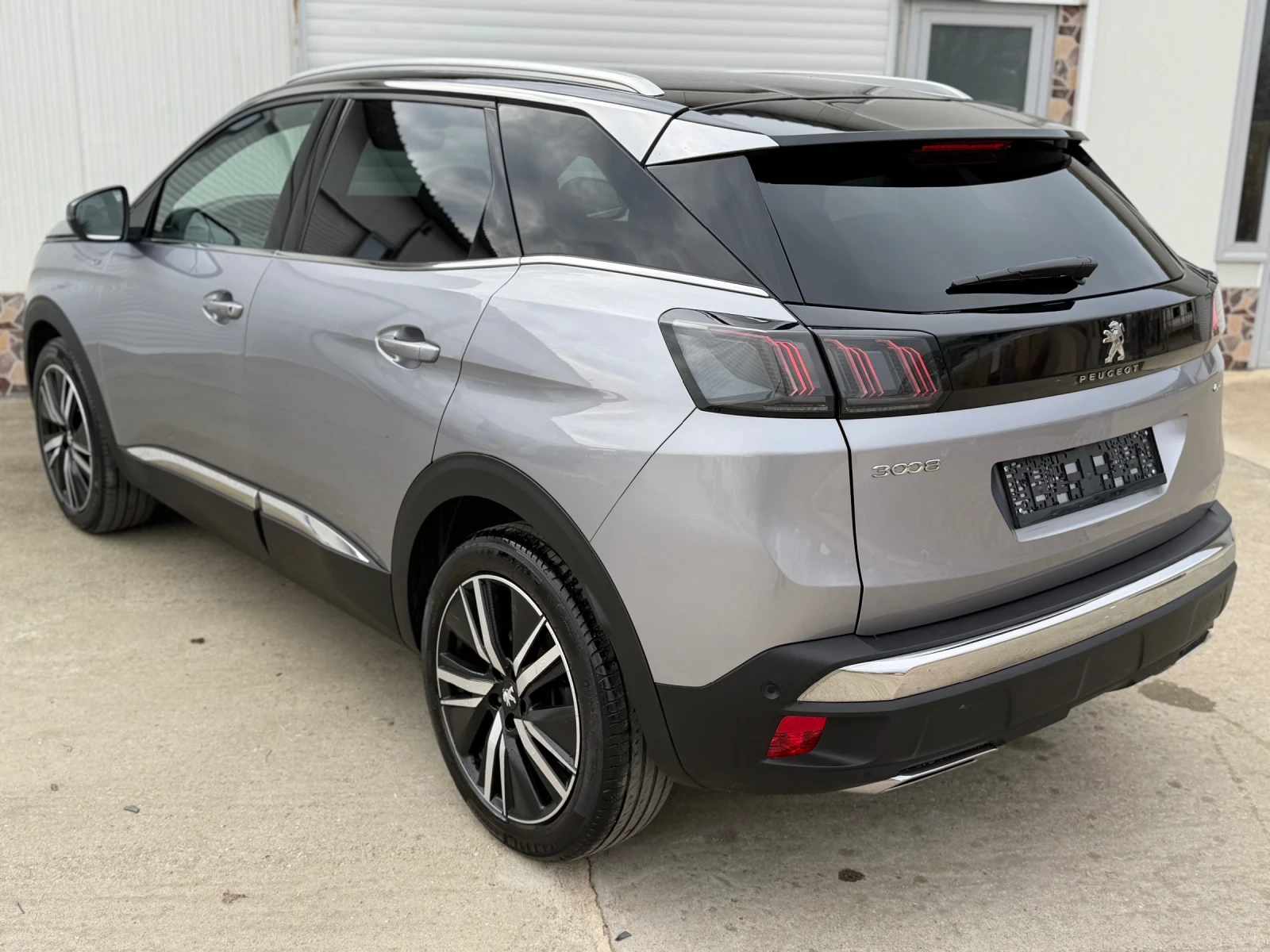 Peugeot 3008 1.5HDI GT-LINE* Night Vision* 360 Camera* , снимка 15 - Автомобили и джипове - 53360490