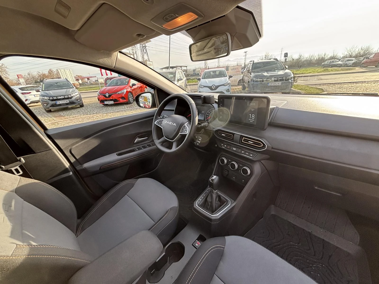 Dacia Sandero TCe 90 CVT | Mobile.bg � ����������� 14