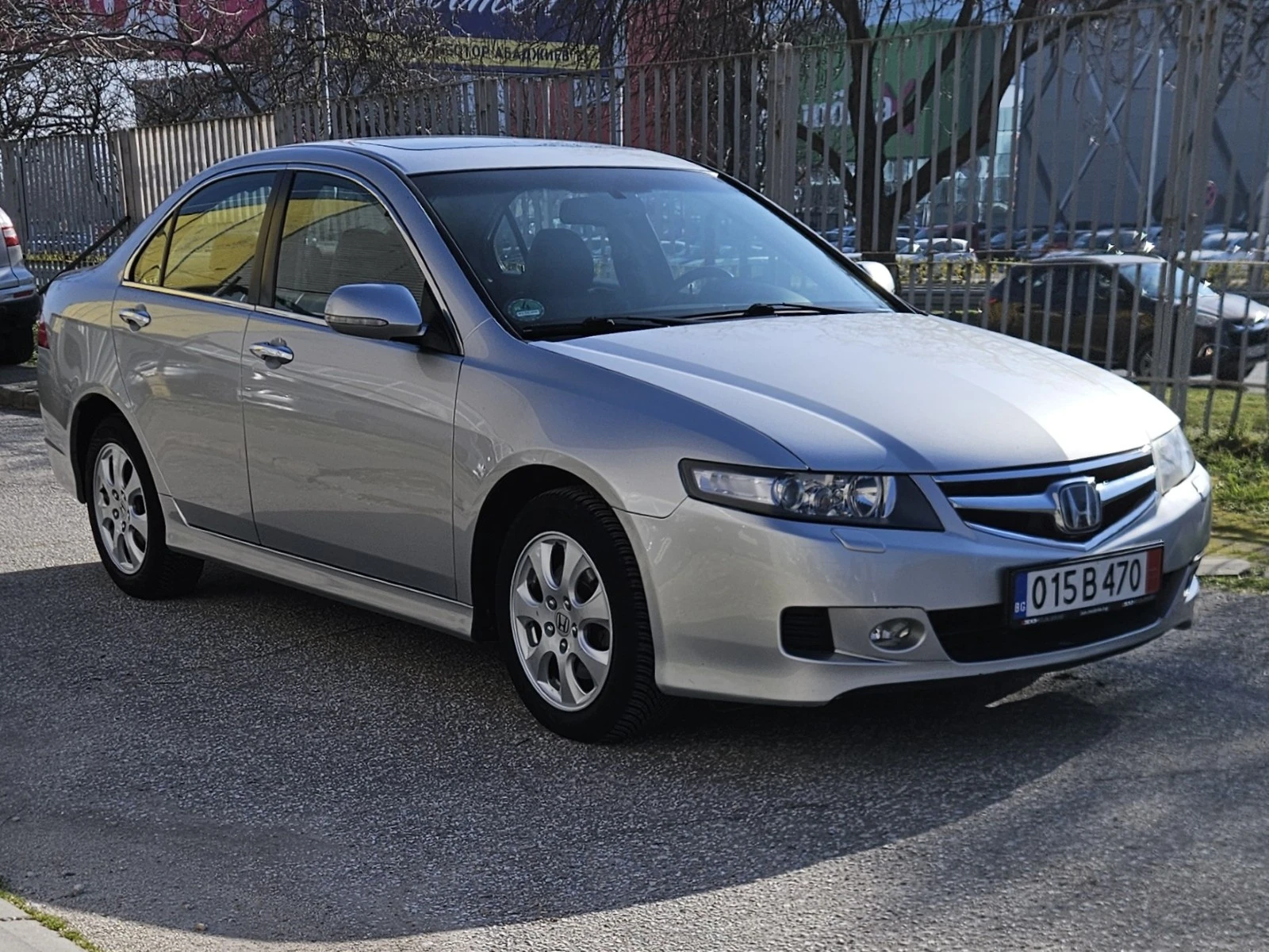 Honda Accord 2.4i-VTEC Distronic NAVI TUV 2027г., снимка 3 - Автомобили и джипове - 53731259