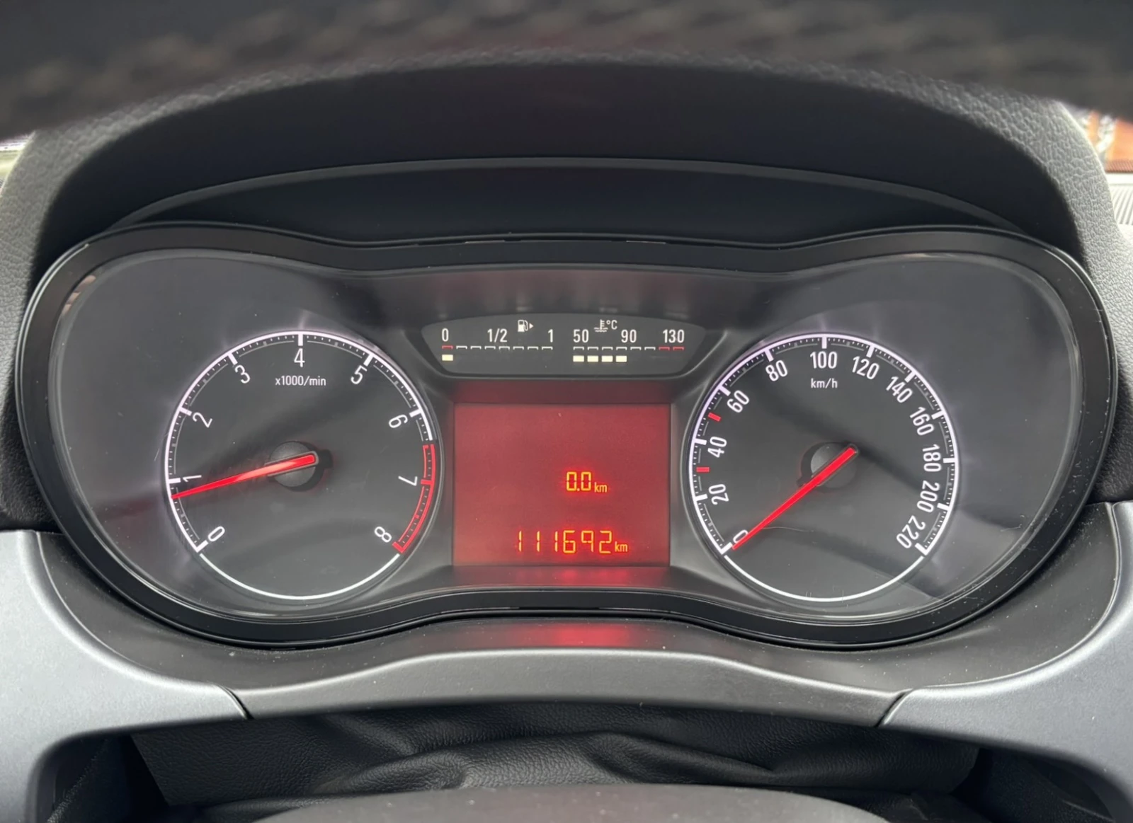 Opel Corsa Enjoy 1.4 75hp Euro 6, снимка 10 - Автомобили и джипове - 53815023