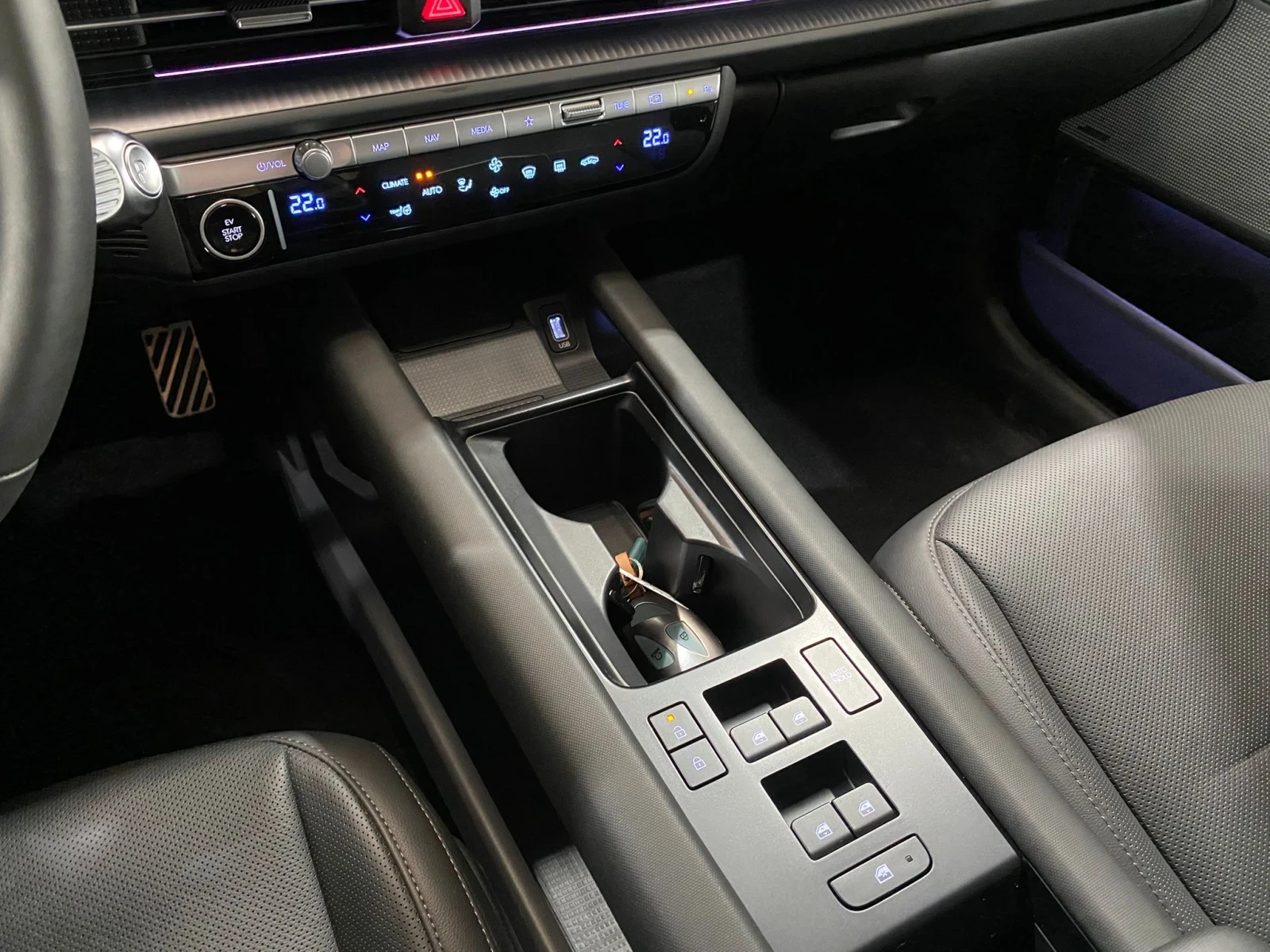 Hyundai Ioniq 6 UNIQ* 77.4KW/325H.P.* AWD* �������� | Mobile.bg � ����������� 10