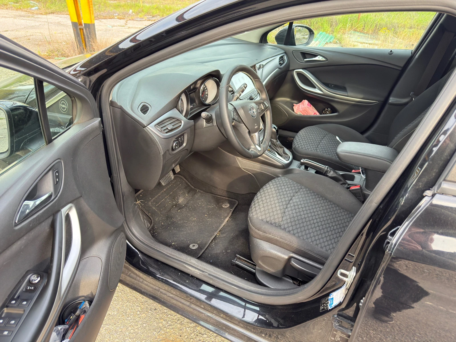 Opel Astra, снимка 5 - Автомобили и джипове - 54182251