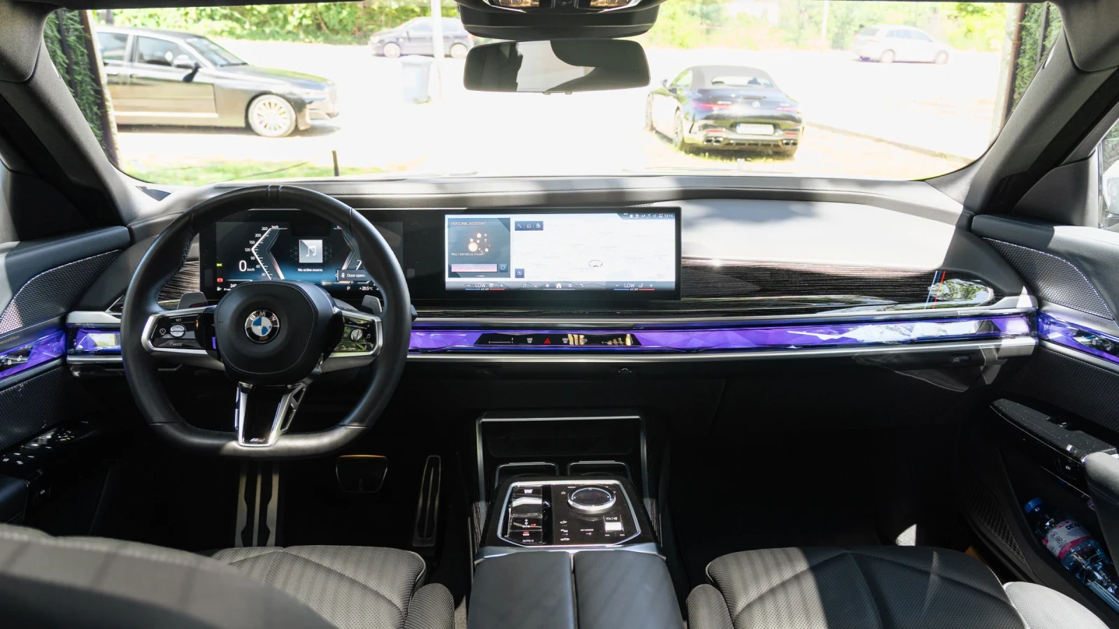 BMW 740 Гаранция до 2028, 32 инча телевизор, снимка 7 - Автомобили и джипове - 54443625
