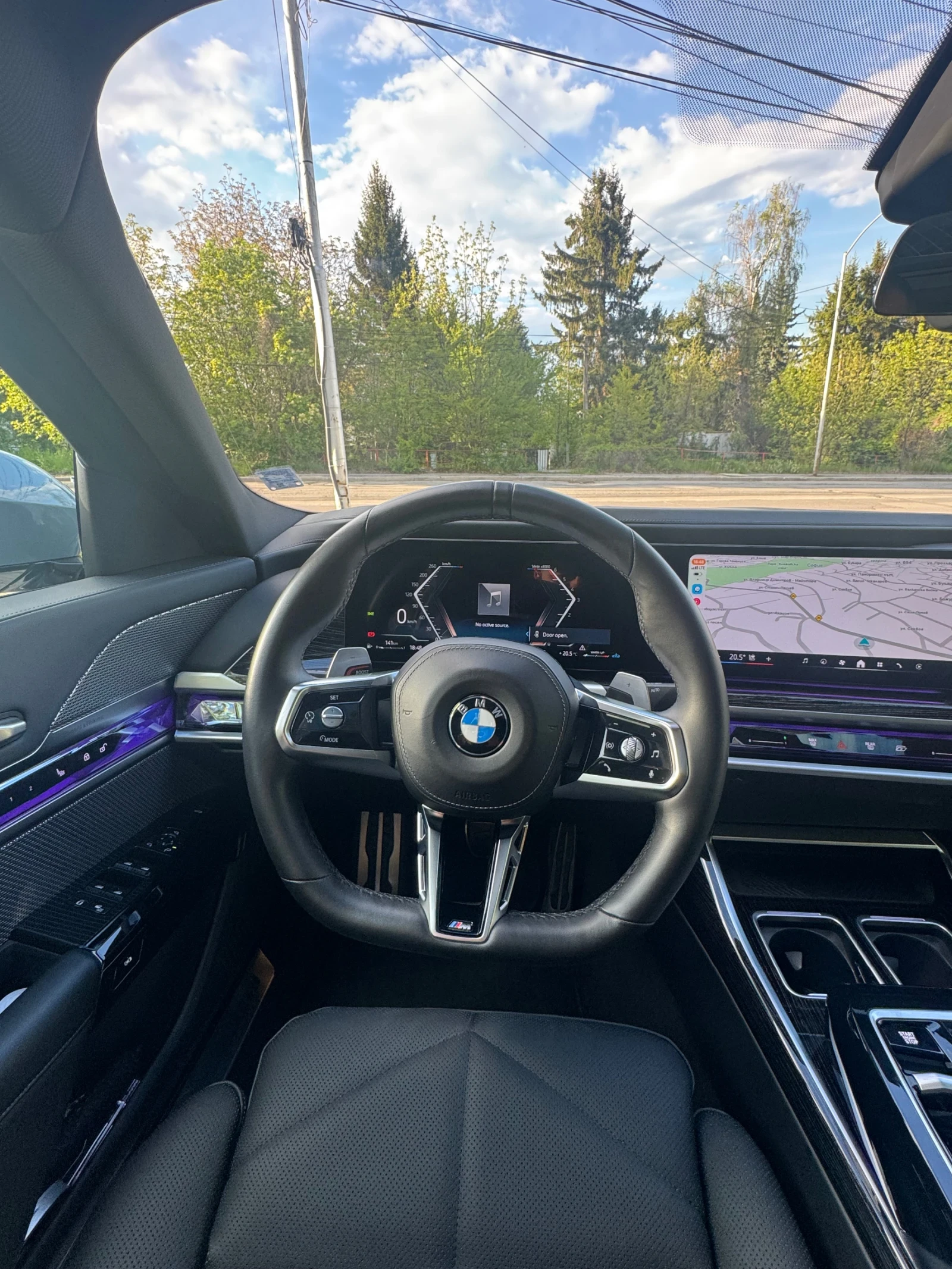 BMW 740 Гаранция до 2028, 32 инча телевизор, снимка 6 - Автомобили и джипове - 54443625