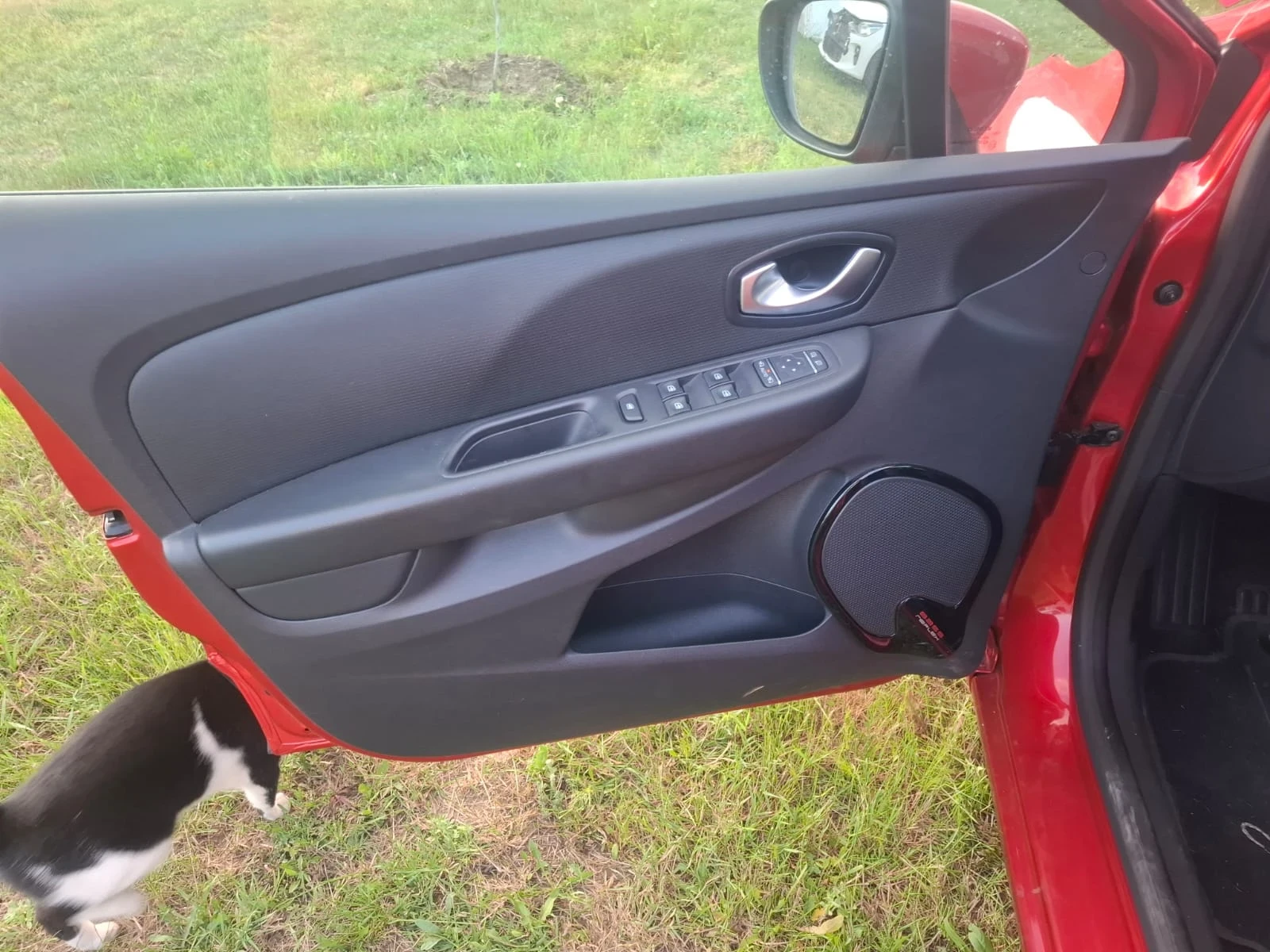 Renault Clio | Mobile.bg � ����������� 14