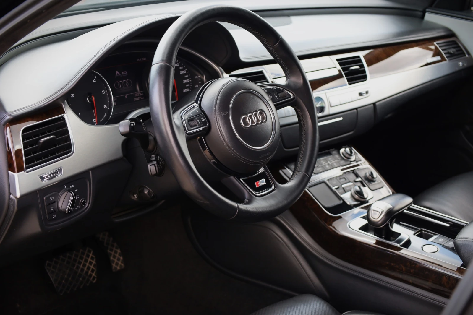 Audi A8 4.2 D long, снимка 7 - Автомобили и джипове - 55058766