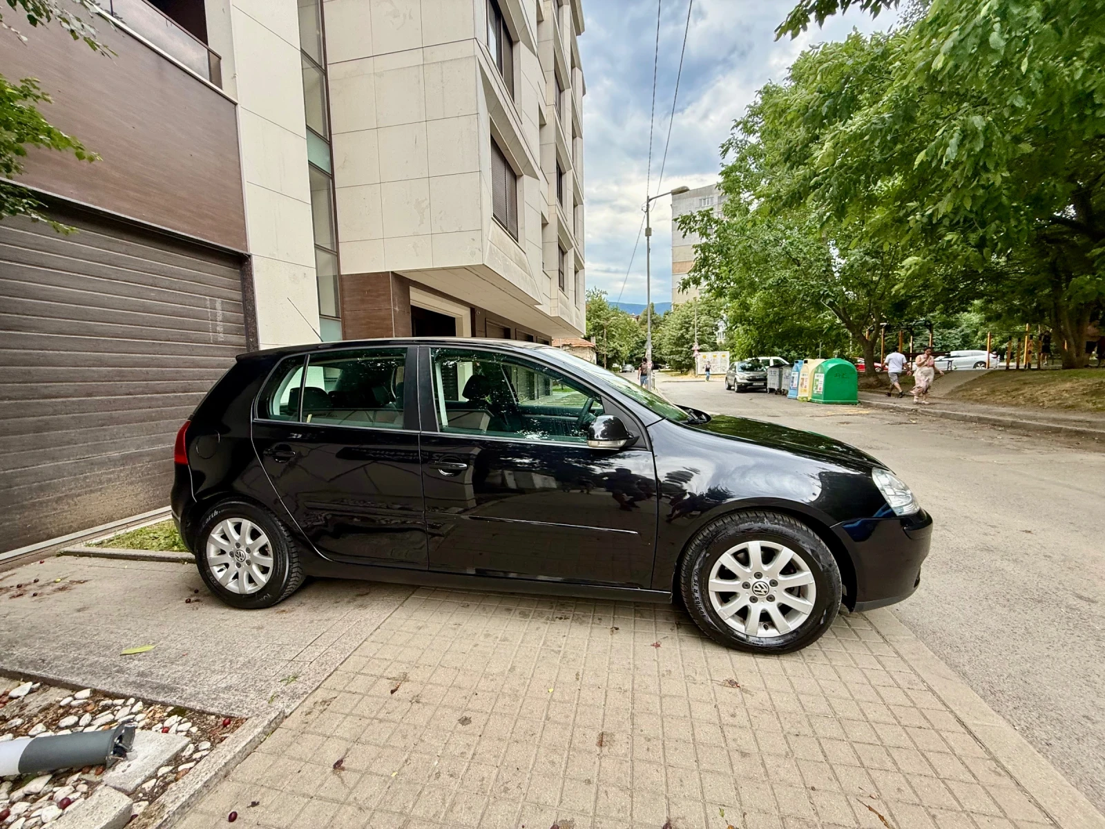 VW Golf 102кс-Газ.Инж/Goal Юбилеен/ЧистоНов! ВсичкиЕкстри, снимка 4 - Автомобили и джипове - 55212876