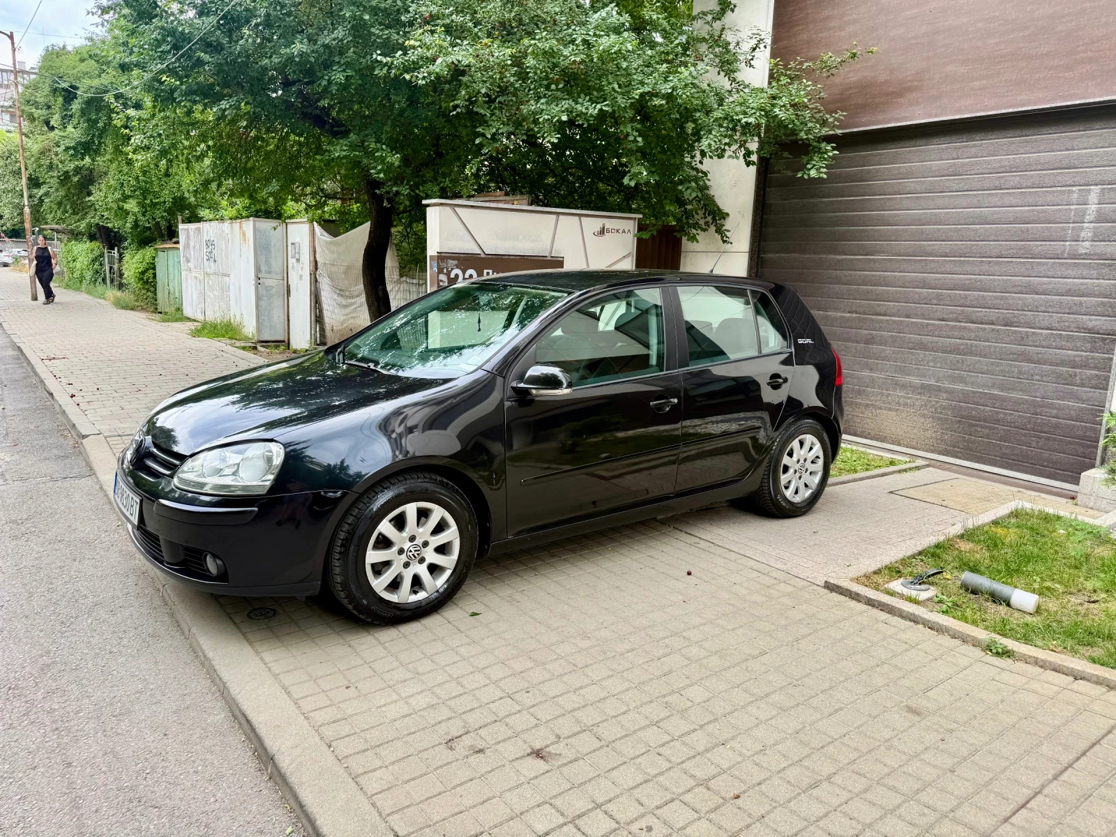 VW Golf 102кс-Газ.Инж/Goal Юбилеен/ЧистоНов! ВсичкиЕкстри, снимка 8 - Автомобили и джипове - 55212876