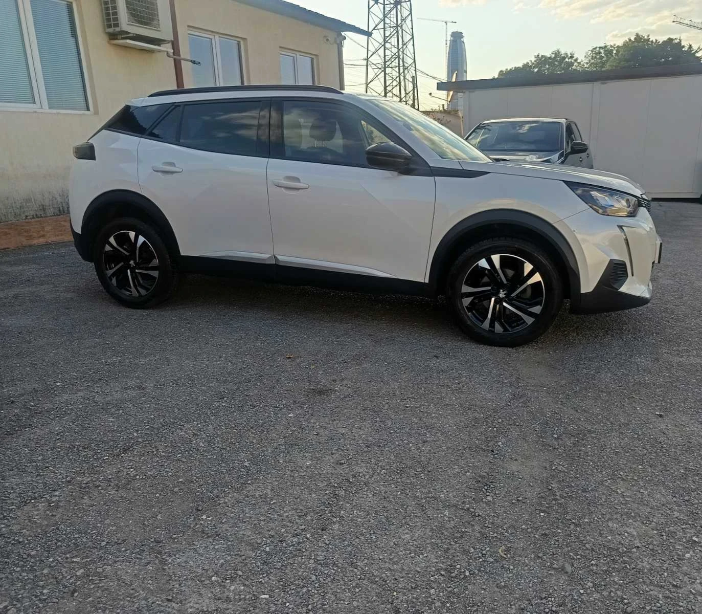 Peugeot 2008 Allure Pack 2022г. i-Cockpit , снимка 8 - Автомобили и джипове - 55450131