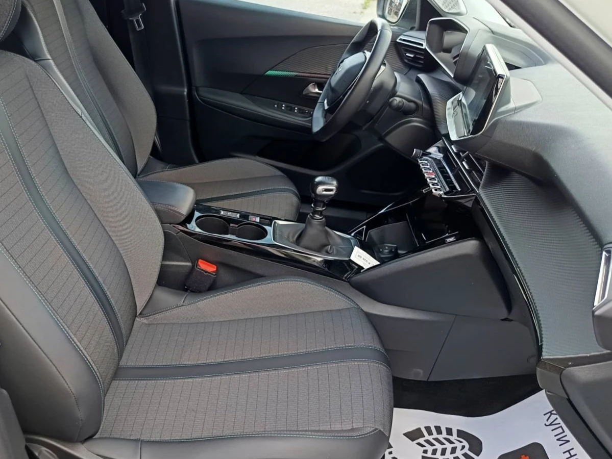 Peugeot 2008 Allure Pack 2022г. i-Cockpit , снимка 11 - Автомобили и джипове - 55450131