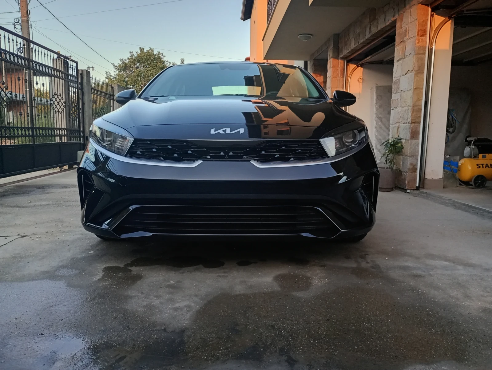 Kia Ceed Forte ex, снимка 2 - Автомобили и джипове - 55726882