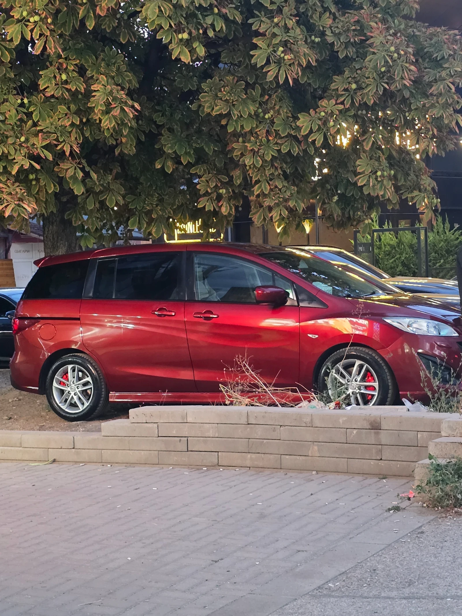 Mazda 5, снимка 14 - Автомобили и джипове - 56317500