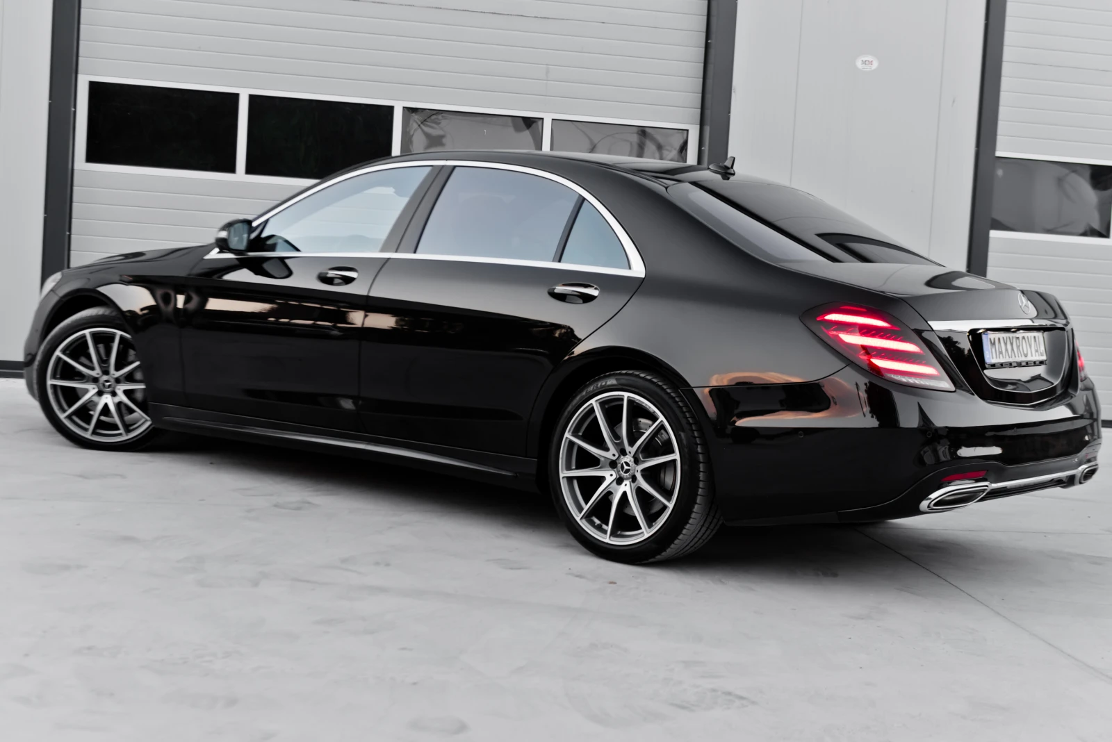 Mercedes-Benz S 560 AMG Long 4-matic, снимка 5 - Автомобили и джипове - 55941194