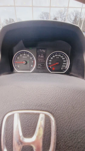 Honda Cr-v Гаранция 6м./Distronic/Executive/Pano/История - 8200 € / 16037.81 лв. - 13193538 11