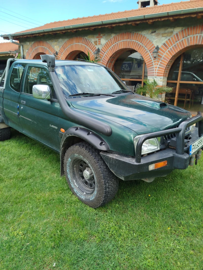 Mitsubishi L200 2, 5tdi, снимка 10 - Автомобили и джипове - 47193346