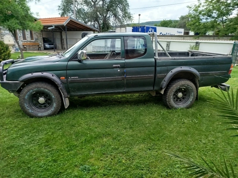 Mitsubishi L200 2, 5tdi, снимка 2 - Автомобили и джипове - 47193346