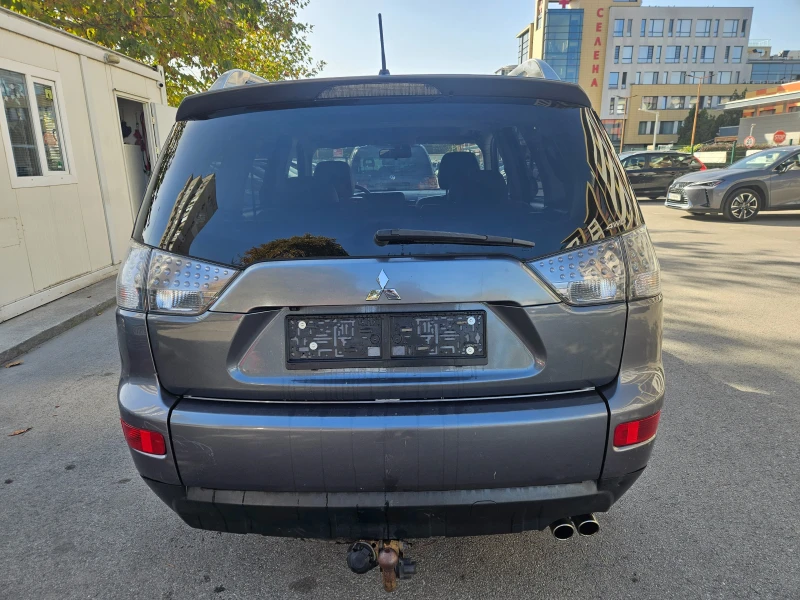 Mitsubishi Outlander 2.2DID 7места, снимка 7 - Автомобили и джипове - 47748647