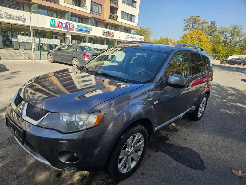 Mitsubishi Outlander 2.2DID 7места, снимка 4 - Автомобили и джипове - 47748647