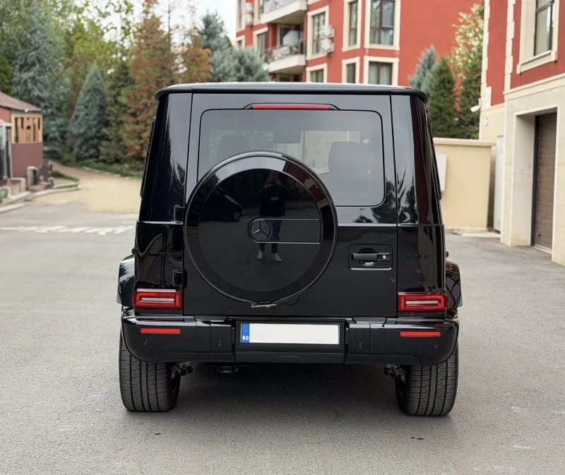 Mercedes-Benz G 63 AMG * EDITION 55 YEARS* AKRAPOVIC* 1 СОБСТВЕНИК* ЛИЗИН, снимка 5 - Автомобили и джипове - 51860153